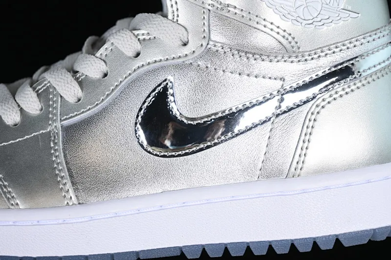 All categories Air Jordan Jordan series basketball shoes Air Jordan 1 High L version Air Jordan 1 High Golf AJ1 Joe 1 golf joint silver high-top basketball shoes FD6815-001